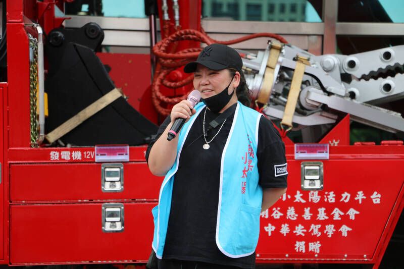 2024年台中消防局贈大型多功能消防車_4.jpg